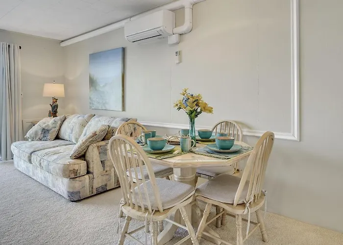 Beachcrest 17 *